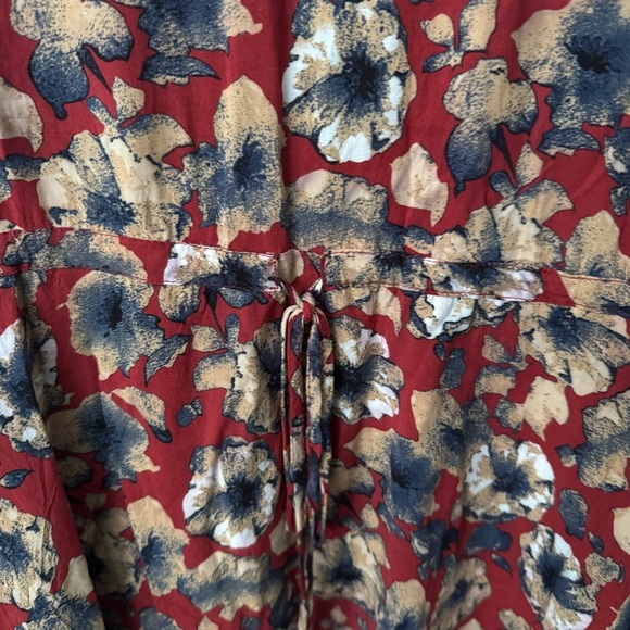 Umgee floral layered shirt dress red with floral pattern Size Large - Picture 7 of 8
